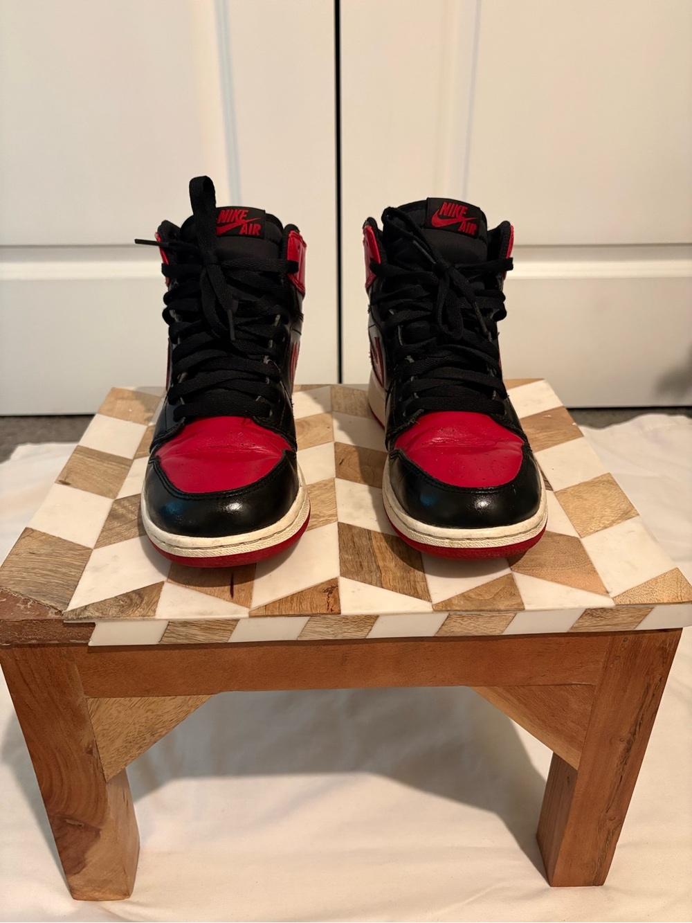 Jordan 1 Retro OG 2013 High Bred Leather Lace-up Sneakers in Black and Red 6.5Y